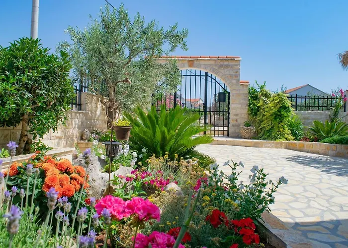 Apartments Solta